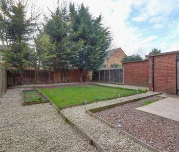 3 bedroom detached house to rent - Photo 4