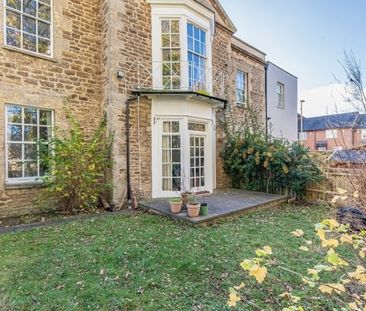 Anne Greenwood Close, Iffley - Photo 3