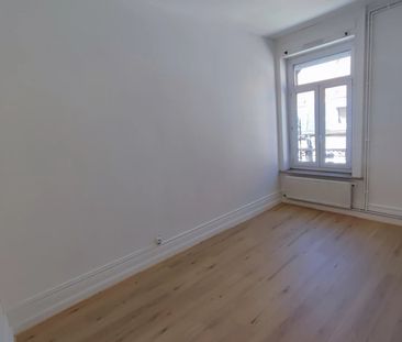 Location Appartement 2 pièces 54m² BOULOGNE SUR MER 62200 - Photo 4