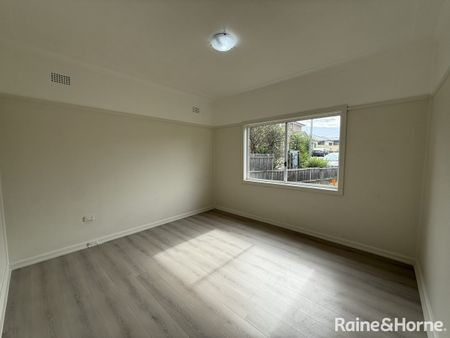 2 Tara Road, Blacktown, NSW 2148 - Photo 4