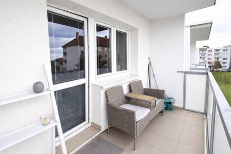 Pronájem bytu 2+1, 64 m2 s balkonem v Rajhradě na ulici 9.května. - Photo 4