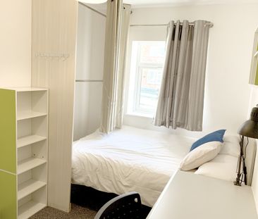 Room in a Shared House, Walsall Street, CV4 - Photo 1