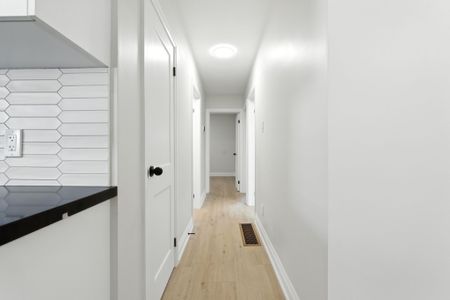 For Lease - 929 Upper Ottawa Street Unit# A, Hamilton, Ontario - Photo 3