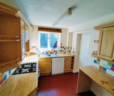 Dobree Park, Wellington, Rockwell Green - Photo 6