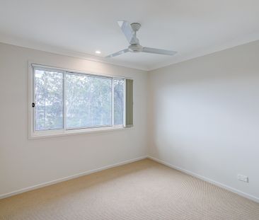 Stylish Family Home in a Peaceful Cul-de-Sac! - Photo 3