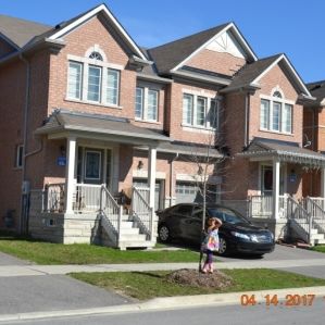 1055 Bloor Street East, Mississauga - Photo 1