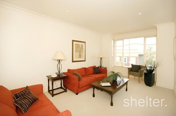 1/21 Fairholm Grove, Camberwell VIC 3124 - Townhouse For Rent | Domain - Photo 1