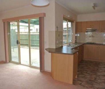 14 Delhi Street, Glenroy VIC 3046 - Photo 5