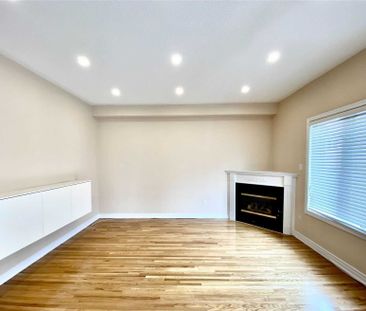 For Lease - 5 Navarre Street, Richmond Hill, Ontario - Photo 1