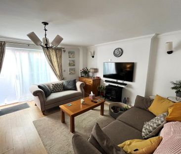 3 bedroom terraced house to rent - Photo 6