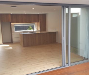 2/43 Maxwell Street, Riccarton - Photo 6