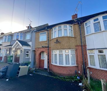 3 bedroom terraced house to rent - Photo 3