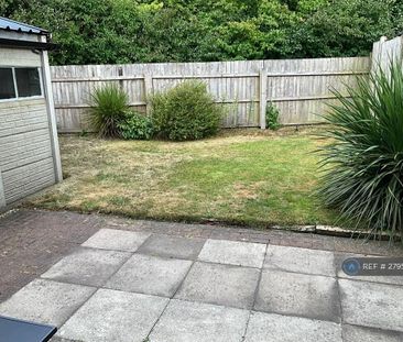 2 bedroom semi-detached house to rent - Photo 6