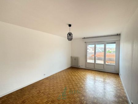 Location Appartement 3 pièces 68m² ROANNE 42300 - Photo 2