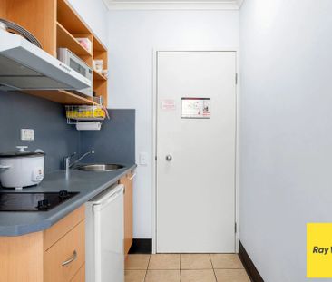 Freshly Updated Studio in UniLodge - Water & Electricity Included! - Photo 6