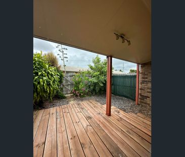 2/42 George Street, Bundaberg South QLD 4670 - House For Rent | Domain - Photo 5