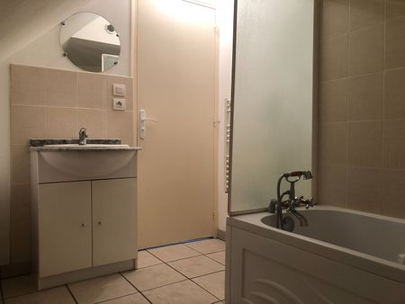 Location Appartement 1 pièce 17m² - Photo 3