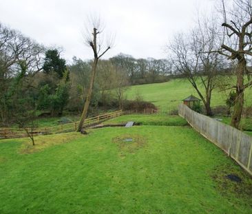 Canterbury, 8 Beech Waye, Gerrards Cross,SL9 - Photo 1