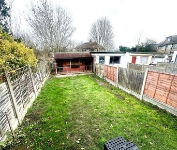 Merlin Grove, Ilford, IG6, Property for rent - Photo 5