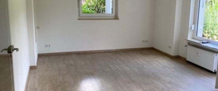 Helle Souterrain-Wohnung in Wuppertal Cronenberg - Foto 1