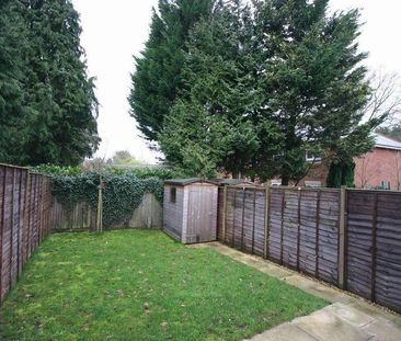 2 bedroom end of terrace house to rent - Photo 4