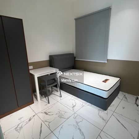 Quaywest Residence - Photo 4