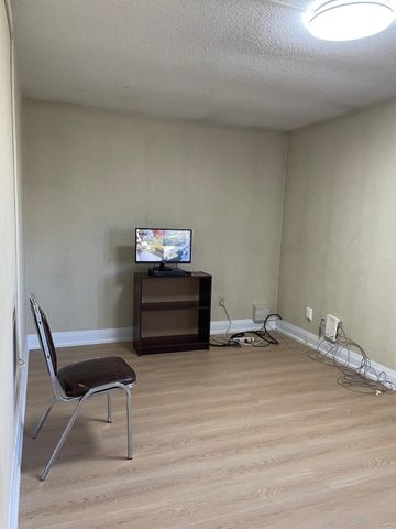 For Lease - 67 Shalom Crescent, Toronto, Ontario - Photo 3