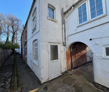 2 bedroom terraced house to rent - Photo 2