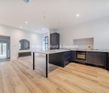 4 bedroom semi-detached house to rent - Photo 3