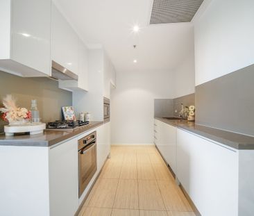 Contemporary Oversized Apartment with Garden Views - Zetland's Finest - Photo 3