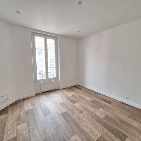 Location Appartement 2 pièces 29m² POISSY 78300 - Photo 3