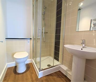 3 bedroom apartment to rent - Photo 4