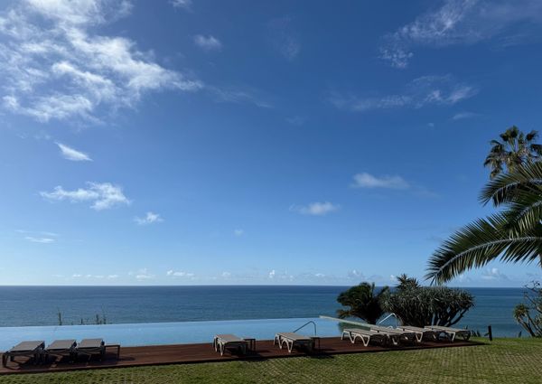 APARTAMENTO T4 | VISTA MAR | FUNCHAL