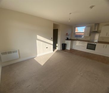 Field Road, Thorne, Doncaster - Photo 3