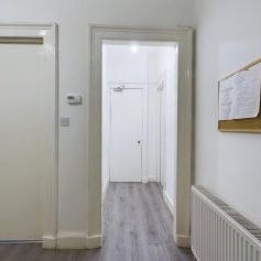 Room at Dalhousie Street, City Centre, Glasgow G3 6PN - Photo 1