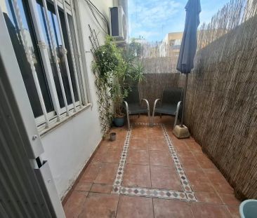 Valencia - Photo 1