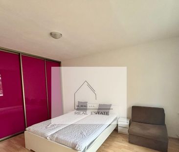 Útulný 1-izbový byt vo Vrábľoch na prenájom - Photo 6