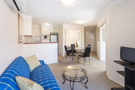 FULLY FURNISHED IN UNBEATABLE LOCATION! - Photo 3