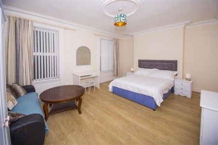 27 Stranmillis Road, Belfast, BT9 5AF - Photo 5