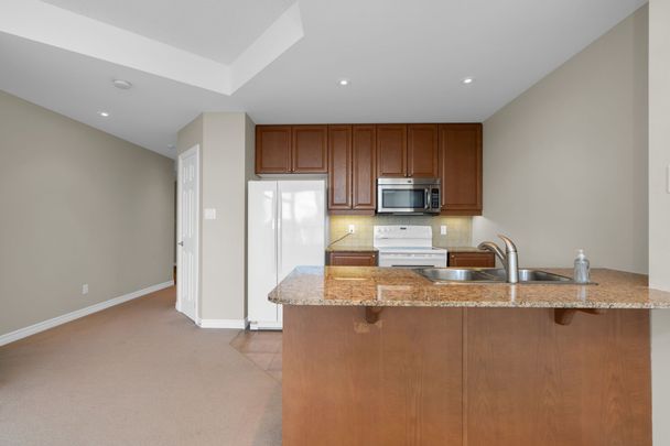For Lease - 33 Ellen Street Unit# 1401, Barrie, Ontario - Photo 1