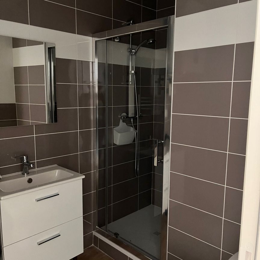 Location Appartement 1 pièce 18m² RUELLE SUR TOUVRE 16600 - Photo 1