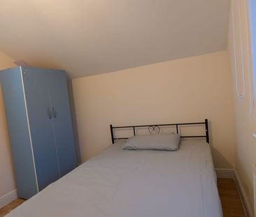 Room in a Shared House, Chester Road, E16 - Photo 5