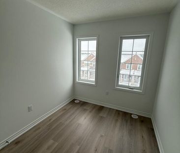For Lease - 75 Vinewood Crescent, Barrie, Ontario - Photo 3