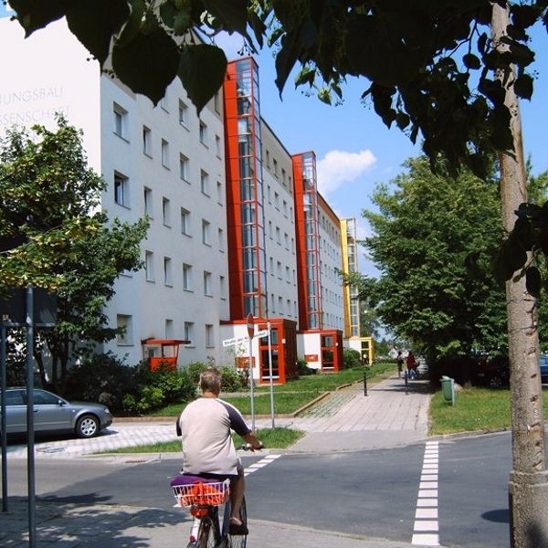 2 Raum-Wohnung mit Balkon und Aufzug - Foto 1