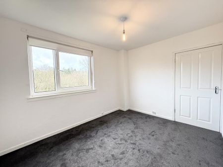 2 bedroom end of terrace house to rent - Photo 3