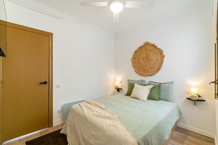 Carrer de Josep Estivill, Barcelona, Catalonia 08027 - Photo 5