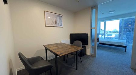 Central City Apartment - Furnished - Photo 5