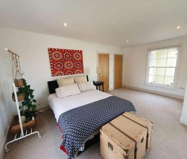 The Pines, Canterbury, CT1 - Photo 2