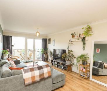 2 bedroom apartment to rent - Photo 5