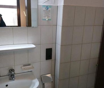 Möbliertes Einzelzimmer mit eigenem Bad & WC – ruhig & privat - Foto 1